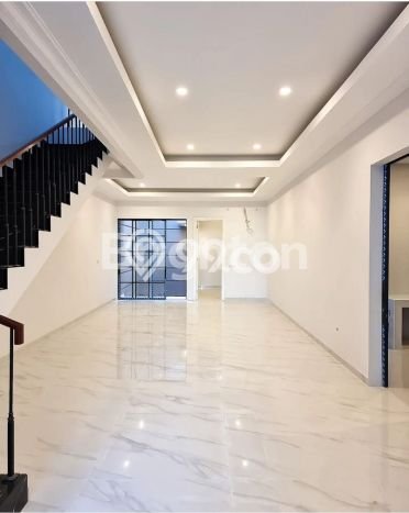 Hunian Mewah Dijual LT 186m2 di Sukolilo, Surabaya Hunian Mewah Dijual LT 186m2 di Sukolilo, Surabaya