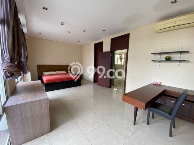 LOKASI PREMIUM! Rumah area Kelapa Gading, 5 KT, Lingkungan Strategis, Luas 120m2m² LB 360m2m² LOKASI PREMIUM! Rumah area Kelapa Gading, 5 KT, Lingkungan Strategis, Luas 120m2m² LB 360m2m²