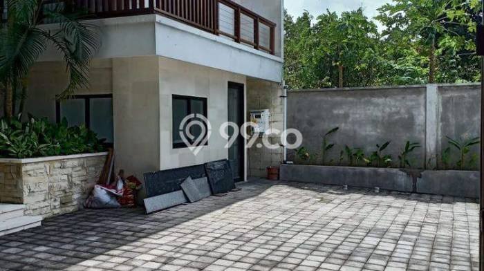 Hunian Elit LB 360m2 Siap Pakai Desain Elegan di Ungasan, Badung Hunian Elit LB 360m2 Siap Pakai Desain Elegan di Ungasan, Badung