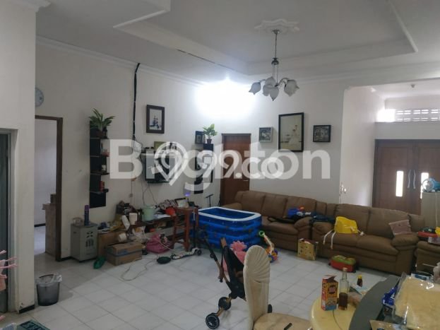 Hunian Mewah Siap Huni LT 466m2 di Banjarsari, Surakarta Hunian Mewah Siap Huni LT 466m2 di Banjarsari, Surakarta