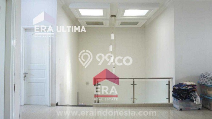 Dijual Rumah Premium dengan Fasilitas Sekitar Komplit di Batununggal, Bandung Dijual Rumah Premium dengan Fasilitas Sekitar Komplit di Batununggal, Bandung