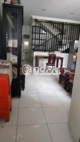 Jual Rumah Mewah Elegan Dengan View Cantik di Jelambar, Jakarta Barat Jual Rumah Mewah Elegan Dengan View Cantik di Jelambar, Jakarta Barat