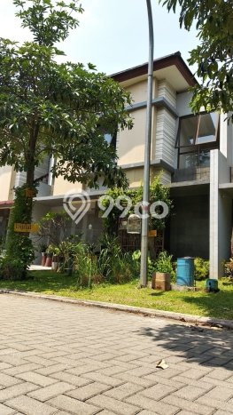 Dijual Rumah Luas Elegan Dengan View Eksklusif di BSD Eminent, Tangerang Dijual Rumah Luas Elegan Dengan View Eksklusif di BSD Eminent, Tangerang