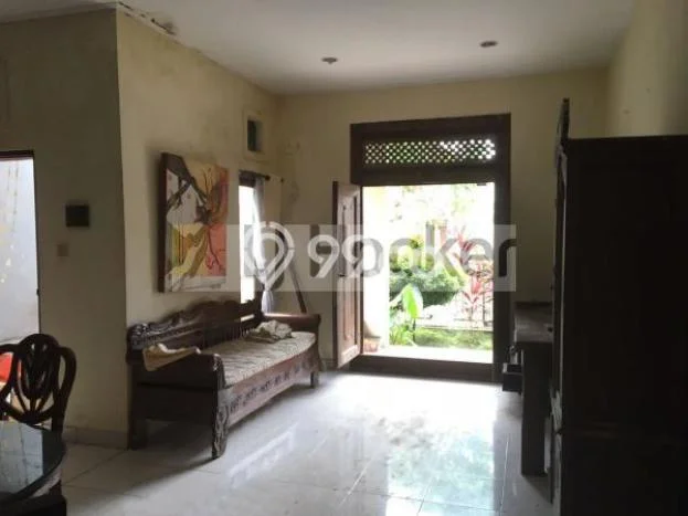 For Sale Hunian Rumah Nyaman 2 KT di Kerobokan, Badung For Sale Hunian Rumah Nyaman 2 KT di Kerobokan, Badung