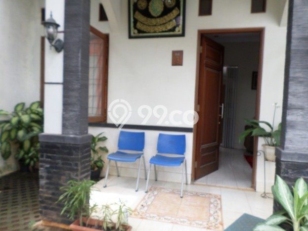 Rumah Luas Asri 3 KT Siap Pakai di Condet Jakarta Timur Rumah Luas Asri 3 KT Siap Pakai di Condet Jakarta Timur