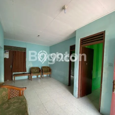 Lokasi strategis! Rumah siap huni dikontrakkan di Colomadu LB 200m2 Lokasi strategis! Rumah siap huni dikontrakkan di Colomadu LB 200m2