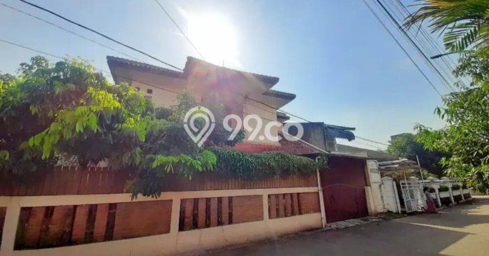 Rumah Elit Modern Tanpa Renovasi di Buah Batu Bandung Rumah Elit Modern Tanpa Renovasi di Buah Batu Bandung