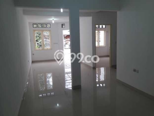 HOT DEAL! Rumah area Bintaro, 3 KT, Area Asri, Luas 120m² Bangunan 160m² HOT DEAL! Rumah area Bintaro, 3 KT, Area Asri, Luas 120m² Bangunan 160m²