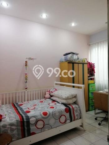 Rumah Mewah dengan 6 Kamar Tidur di Kawasan Elite , Bandung Rumah Mewah dengan 6 Kamar Tidur di Kawasan Elite , Bandung