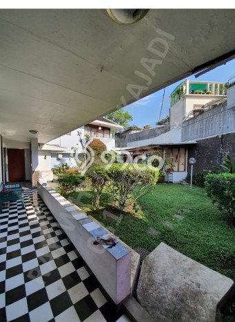 For Sale! Luxury House LT 750m2 Desain Elegan di Dago For Sale! Luxury House LT 750m2 Desain Elegan di Dago
