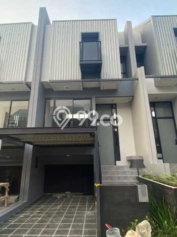 NEW LISTING! Rumah Premium di BSD, Luas 65m² Bangunan 77m² NEW LISTING! Rumah Premium di BSD, Luas 65m² Bangunan 77m²