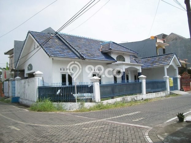 Hunian Cantik Minimalis Lb 100m2 di Wonocolo, Surabaya Hunian Cantik Minimalis Lb 100m2 di Wonocolo, Surabaya