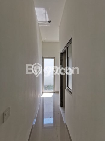 Jual Rumah Strategis Bagus Punya 4 KT di Menganti Gresik - Jual Rumah Strategis Bagus Punya 4 KT di Menganti Gresik -