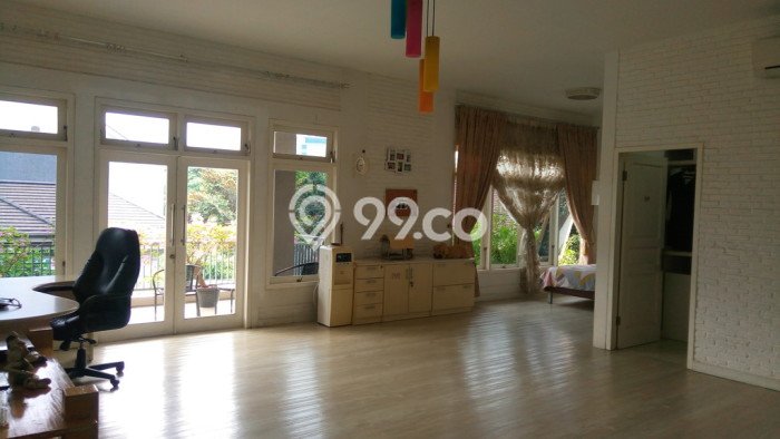 Jual Rumah Mewah Megah Dengan View Cantik di Kemang, Jakarta Selatan Jual Rumah Mewah Megah Dengan View Cantik di Kemang, Jakarta Selatan