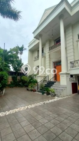 Hunian Elit LB 650m2 Siap Huni Desain Elegan di Pondok Indah, Jakarta Selatan Hunian Elit LB 650m2 Siap Huni Desain Elegan di Pondok Indah, Jakarta Selatan
