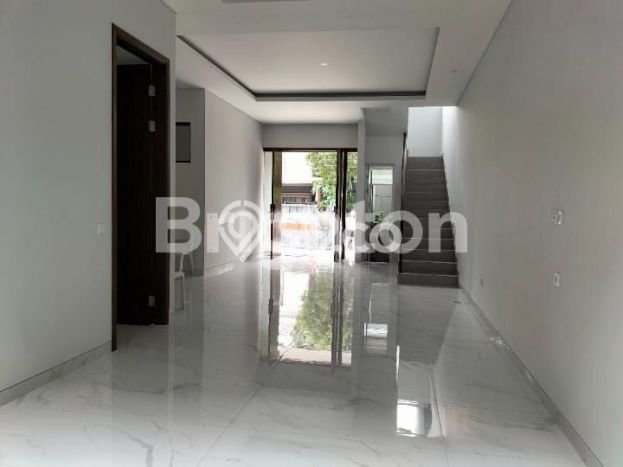 Rumah LT 140m² di Manyar, Akses Manyar, Surabaya, Surabaya Rumah LT 140m² di Manyar, Akses Manyar, Surabaya, Surabaya