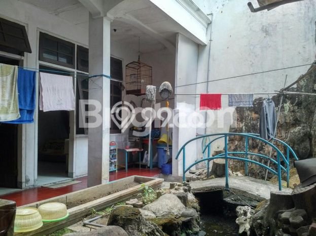 For Sale! Luxury House LT 416m2 Desain Elegan di Purwantoro For Sale! Luxury House LT 416m2 Desain Elegan di Purwantoro