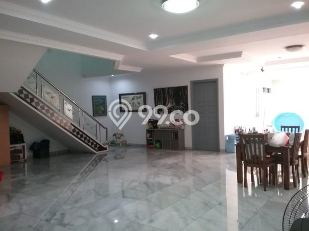 Siap Huni Hunian Elit 5 Kamar di Kelapa Gading Dekat ke Mana Saja Siap Huni Hunian Elit 5 Kamar di Kelapa Gading Dekat ke Mana Saja