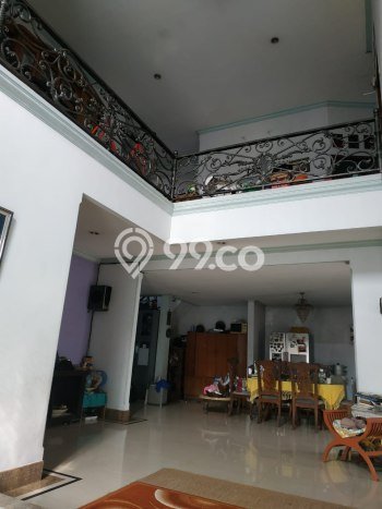 Ready to Use! Luxury House LT 210m2 Desain Modern di Jatibening Ready to Use! Luxury House LT 210m2 Desain Modern di Jatibening
