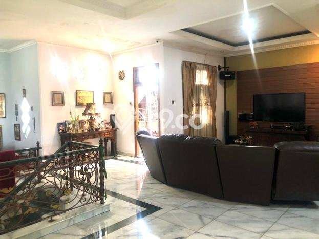 KESEMPATAN EMAS! Rumah di Galaxy, Bekasi, LT 254m² Bangunan 420m² KESEMPATAN EMAS! Rumah di Galaxy, Bekasi, LT 254m² Bangunan 420m²