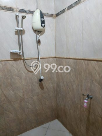 Ready to Use! Luxury House LT 210m2 Desain Modern di Jatibening Ready to Use! Luxury House LT 210m2 Desain Modern di Jatibening
