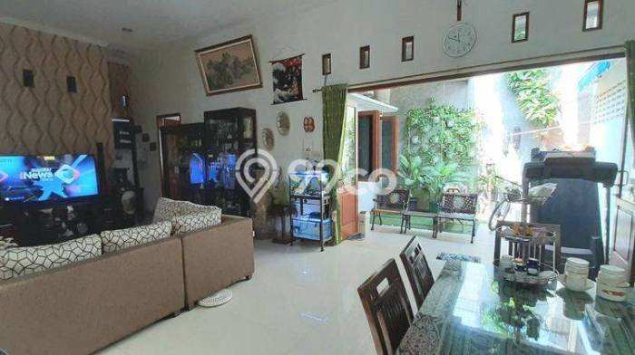 Rumah 4 KT 2 KM di Area Kemang Pratama, Bekasi Rumah 4 KT 2 KM di Area Kemang Pratama, Bekasi