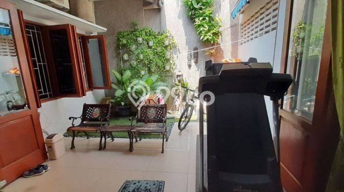 Rumah 4 KT 2 KM di Area Kemang Pratama, Bekasi Rumah 4 KT 2 KM di Area Kemang Pratama, Bekasi