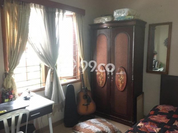 Rumah Terawat di Jatiwaringin, Bekasi, Luas 237m² Bangunan 200m² DIJUAL CEPAT! Rumah Terawat di Jatiwaringin, Bekasi, Luas 237m² Bangunan 200m² DIJUAL CEPAT!