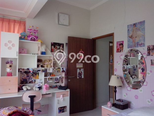 Rumah di Bintaro, Jakarta Selatan, LT 120m² LB 135m² - JUAL CEPAT! Rumah di Bintaro, Jakarta Selatan, LT 120m² LB 135m² - JUAL CEPAT!