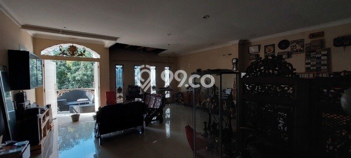Jual Rumah Luas Elegan Dengan View Eksklusif di Ulujami, Jakarta Selatan Jual Rumah Luas Elegan Dengan View Eksklusif di Ulujami, Jakarta Selatan