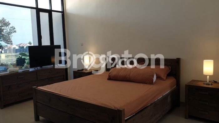 Dijual Rumah 4 Kamar Lokasi Ideal Bagus dan Strategis di Colomadu Dijual Rumah 4 Kamar Lokasi Ideal Bagus dan Strategis di Colomadu