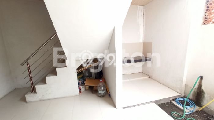 Rumah Modern Cantik 4 KT Siap Huni di Gedangan Rumah Modern Cantik 4 KT Siap Huni di Gedangan