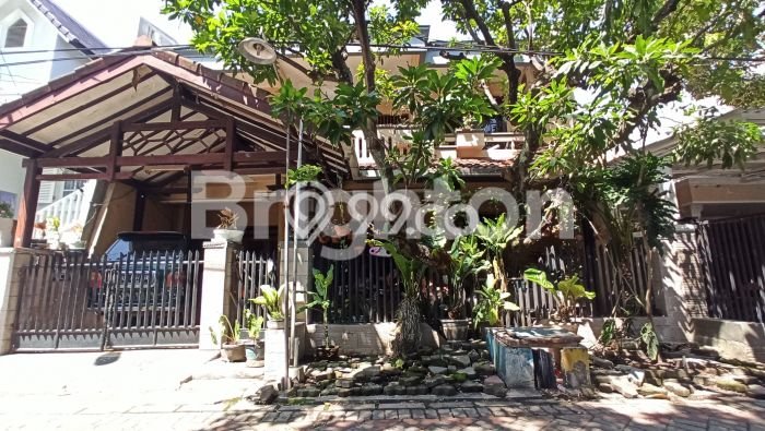Hot Offer Hunian Mewah Ideal dan Luas di Rungkut, Surabaya Hot Offer Hunian Mewah Ideal dan Luas di Rungkut, Surabaya