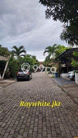 Dijual Rumah Eksklusif 3 KT di Cirendeu, Jakarta Selatan Dijual Rumah Eksklusif 3 KT di Cirendeu, Jakarta Selatan