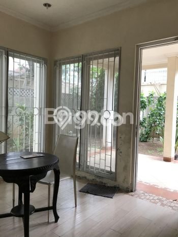 Dijual Rumah 8 KT di , Jakarta Pusat - Luas Tanah 588m2m² Dijual Rumah 8 KT di , Jakarta Pusat - Luas Tanah 588m2m²