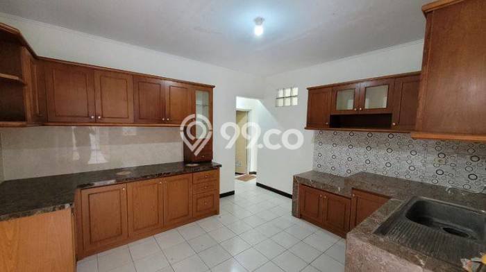 For Sale! Premium House LT 293m2 Desain Modern di Hegarmanah For Sale! Premium House LT 293m2 Desain Modern di Hegarmanah