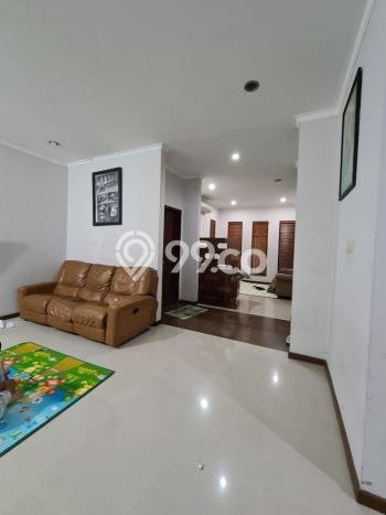 Rumah Elit LB 300m2 Siap Huni Desain Elegan di Bintaro, Tangerang Selatan Rumah Elit LB 300m2 Siap Huni Desain Elegan di Bintaro, Tangerang Selatan