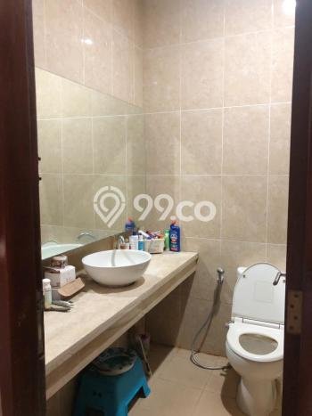 Rumah Elit LB 300m2 Siap Huni Desain Elegan di Bintaro, Tangerang Selatan Rumah Elit LB 300m2 Siap Huni Desain Elegan di Bintaro, Tangerang Selatan
