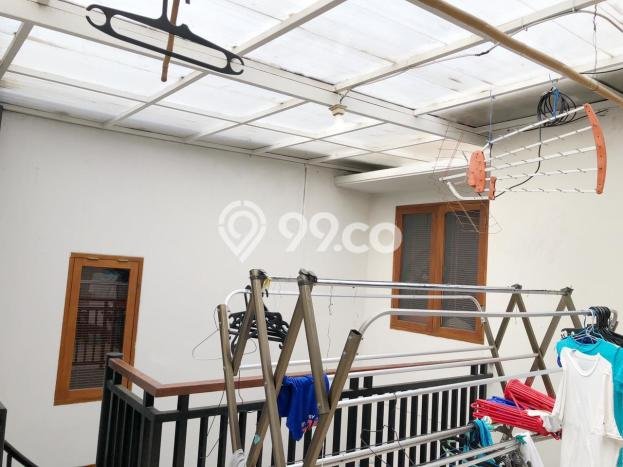 Rumah Elit LB 300m2 Siap Huni Desain Elegan di Bintaro, Tangerang Selatan Rumah Elit LB 300m2 Siap Huni Desain Elegan di Bintaro, Tangerang Selatan