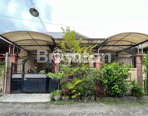 Rumah Nyaman 3 KT di Tambaksari, Surabaya - LT 160m² Rumah Nyaman 3 KT di Tambaksari, Surabaya - LT 160m²