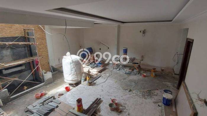 Hunian Elit LB 358m2 Siap Pakai Desain Elegan di Lidah Kulon, Surabaya Hunian Elit LB 358m2 Siap Pakai Desain Elegan di Lidah Kulon, Surabaya