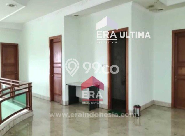 Rumah Luxury Modern Siap Huni di Setiabudi Bandung Rumah Luxury Modern Siap Huni di Setiabudi Bandung