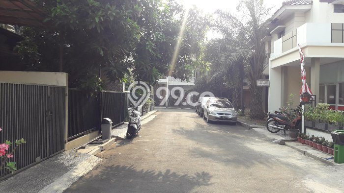 Rumah Modern 4 KT LT 140m2 di Tanjung Barat Rumah Modern 4 KT LT 140m2 di Tanjung Barat
