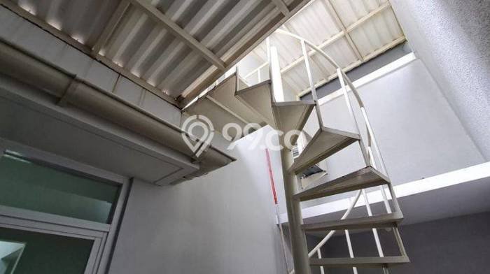 Rumah Modern 2 KT LT 127m2 di Bintaro Rumah Modern 2 KT LT 127m2 di Bintaro