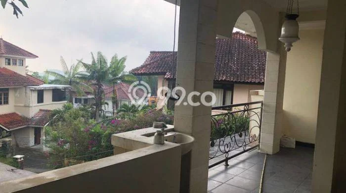 For Sale Rumah 5 Kamar Lokasi Ideal Bagus dan Strategis di Cipanas For Sale Rumah 5 Kamar Lokasi Ideal Bagus dan Strategis di Cipanas