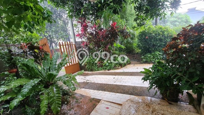 For Sale Rumah Mewah Exclusive di Cinere, Depok For Sale Rumah Mewah Exclusive di Cinere, Depok