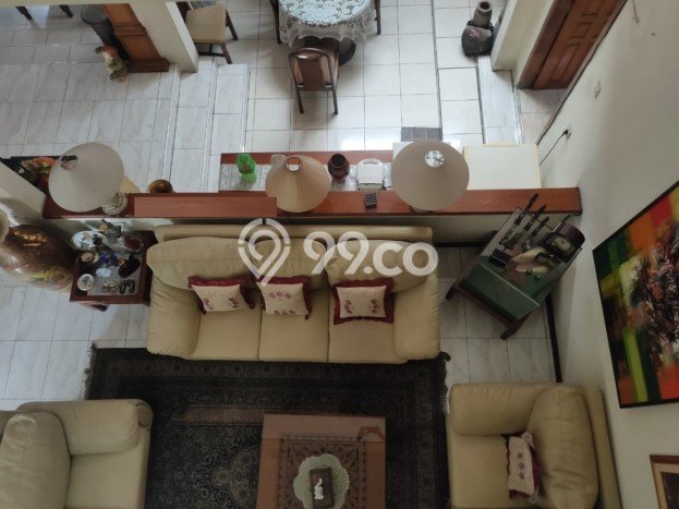 Rumah Elit LB 0m2 Siap Pakai Desain Elegan di Jemursari, Surabaya Rumah Elit LB 0m2 Siap Pakai Desain Elegan di Jemursari, Surabaya
