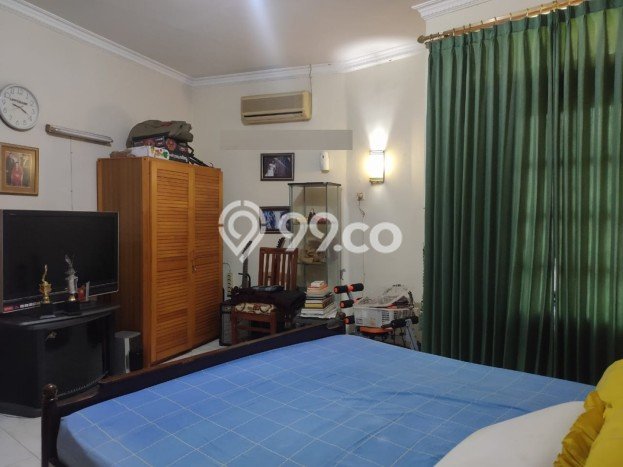 Rumah Elit LB 0m2 Siap Pakai Desain Elegan di Jemursari, Surabaya Rumah Elit LB 0m2 Siap Pakai Desain Elegan di Jemursari, Surabaya