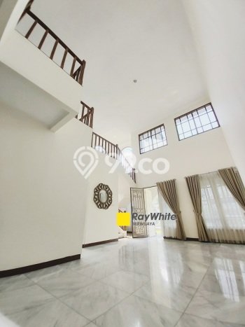 BEST CHOICE! Rumah kawasan Lebak Bulus, 5 KT, Dekat Sekolah, LT 515m² LB 337m² BEST CHOICE! Rumah kawasan Lebak Bulus, 5 KT, Dekat Sekolah, LT 515m² LB 337m²