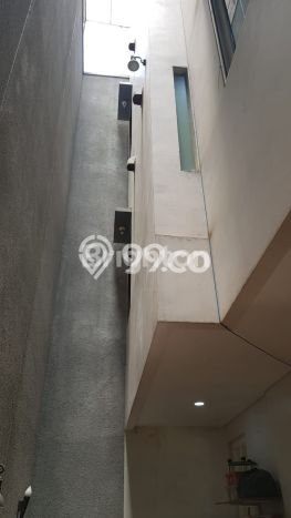 Rumah Elit Modern Tanpa Renovasi di Tamansari Jakarta Barat Rumah Elit Modern Tanpa Renovasi di Tamansari Jakarta Barat